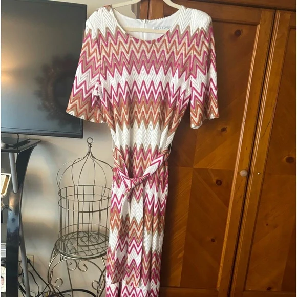 Lily & Taylor Dresses | Lily & Taylor Long Maxi Multicolor Dress. | Color: Gold/Orange | Size: 14 | Pm-75902781's Closet Lily & Taylor Dresses | Lily & Taylor Long Maxi Multicolor Dress. | Color: Gold/Orange | Size: 14 | Pm-75902781's Closet